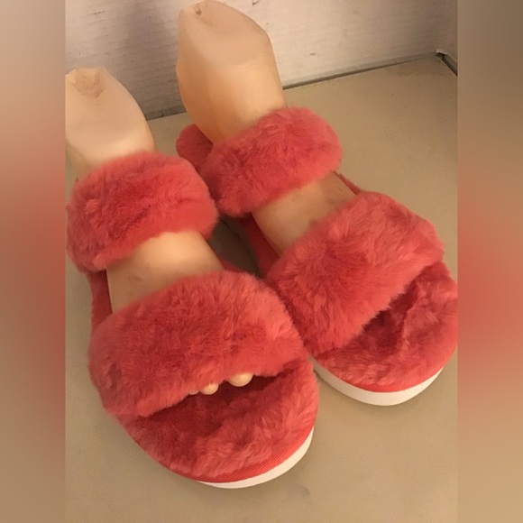 Koolaburra By Uggs women Peach rose fluffy slide slipper sandals US 9 Euro 40 - Picture 5 of 10
